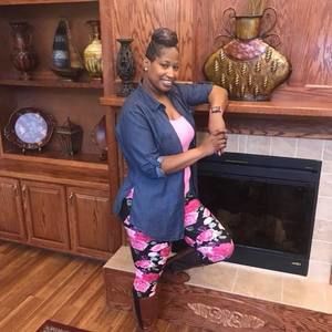 Meet your Posher, Felicia